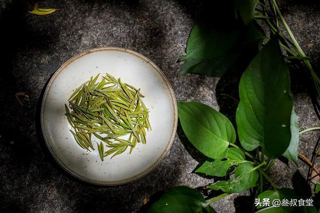 新开云体育 开云平台年将至提醒大家:若不差钱这2类茶千万不能要难喝还伤身(图7) 新开云体育 开云平台年将至提醒大家:若不差钱这2类茶千万不能要难喝还伤身(图7)