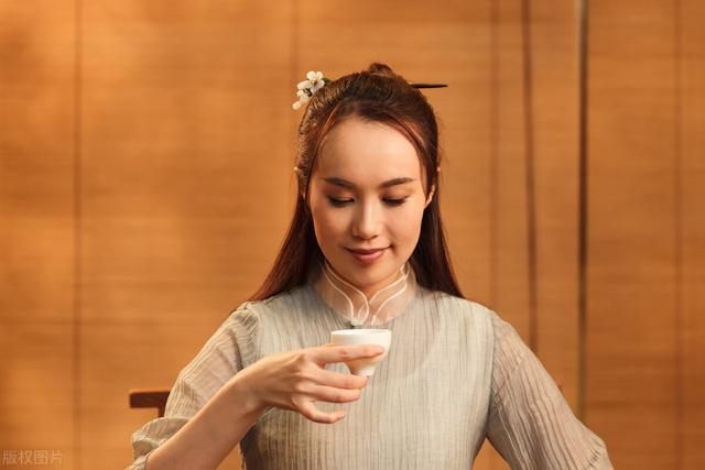开云 开云体育APP卖茶叶50人私域团队年销售额能做到1个亿!如何精细化运营?(图3) 开云 开云体育APP卖茶叶50人私域团队年销售额能做到1个亿!如何精细化运营?(图3)