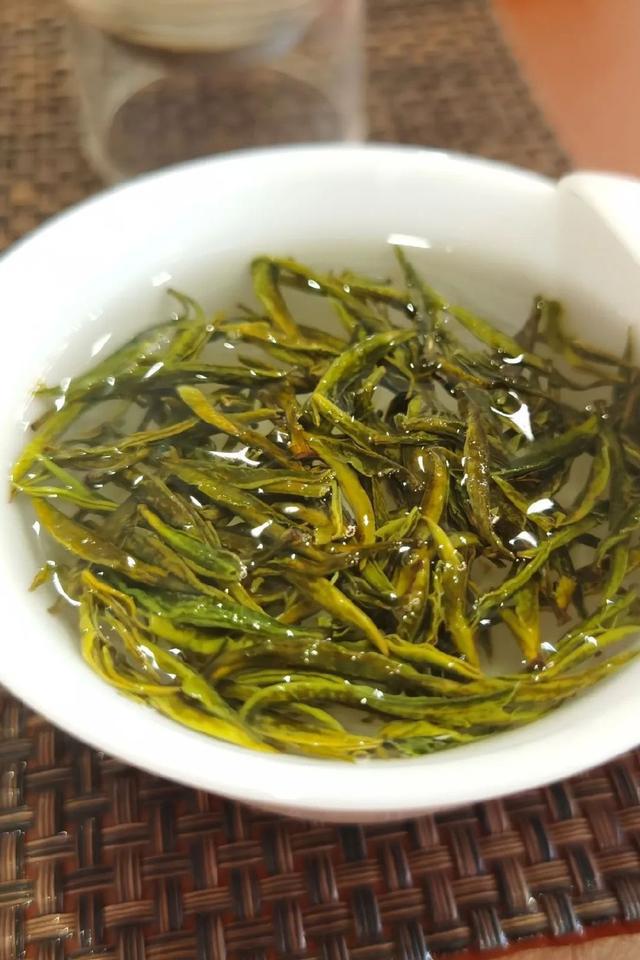 在中国黑茶第一大省茶叶开云 开云体育为啥论柱卖?(图26) 在中国黑茶第一大省茶叶开云 开云体育为啥论柱卖?(图26)