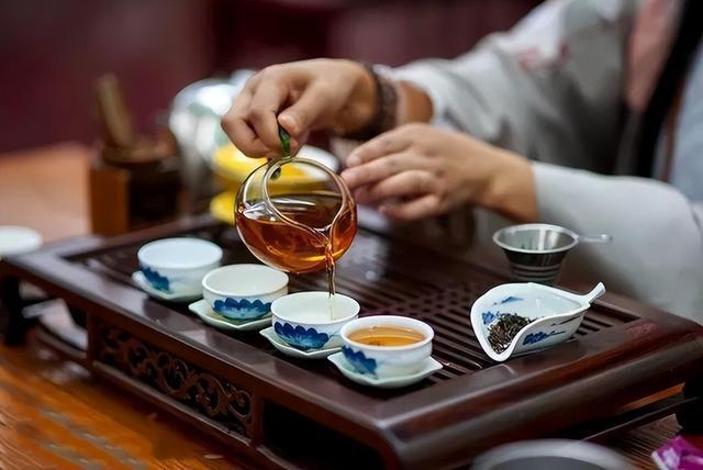 不同品种的茶叶会给身开云 开云体育平台体带来哪些作用?(图4) 不同品种的茶叶会给身开云 开云体育平台体带来哪些作用?(图4)
