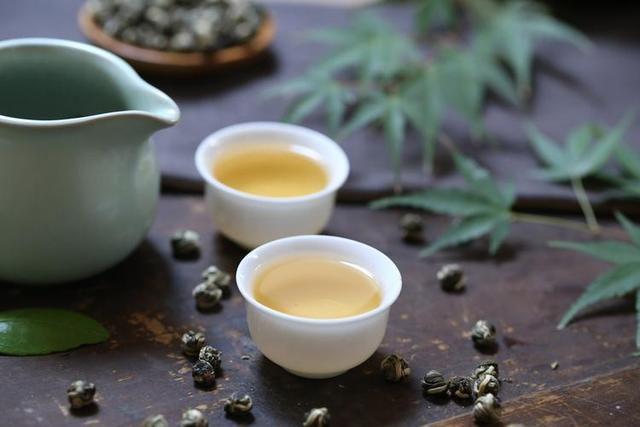 长期喝茶到底是“养生”还是“养癌”呢?实验解密或颠覆认知开云 开云体育APP(图2) 长期喝茶到底是“养生”还是“养癌”呢?实验解密或颠覆认知开云 开云体育APP(图2)