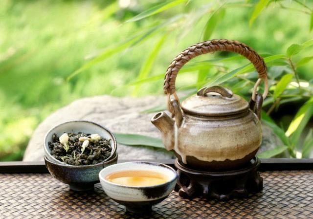 开云 开云体育喝茶为何有人认为养生有人却觉得伤身?爱喝茶的人可以看一看(图2) 开云 开云体育喝茶为何有人认为养生有人却觉得伤身?爱喝茶的人可以看一看(图2)