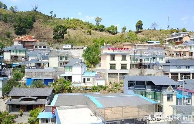 开云 开云体育官网号称“云南第一村”!村民靠种这个生活如今家家年收入近百万(图6) 开云 开云体育官网号称“云南第一村”!村民靠种这个生活如今家家年收入近百万(图6)