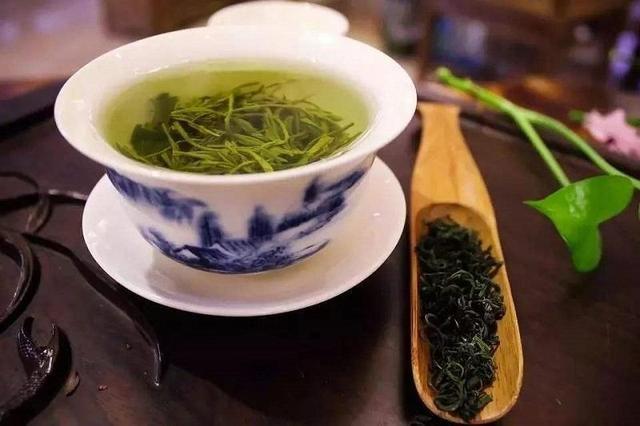 开云 开云体育APP长期喝茶究竟是“养生”还是“养癌”呢?试验告诉你真实答案(图3) 开云 开云体育APP长期喝茶究竟是“养生”还是“养癌”呢?试验告诉你真实答案(图3)