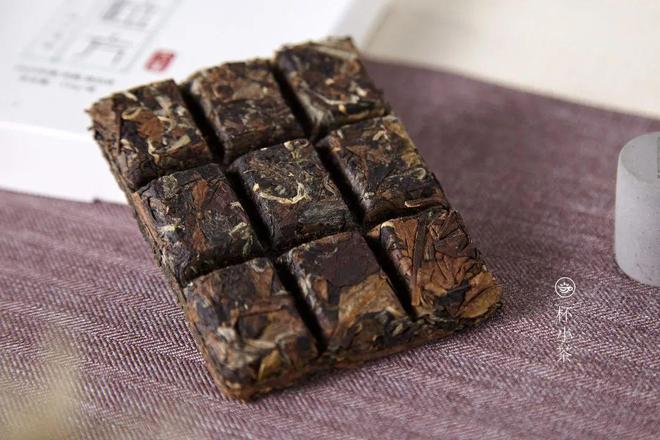 一个会喝茶的开云体育 kaiyun.com 官网入口人加倍幸福(图4) 一个会喝茶的开云体育 kaiyun.com 官网入口人加倍幸福(图4)
