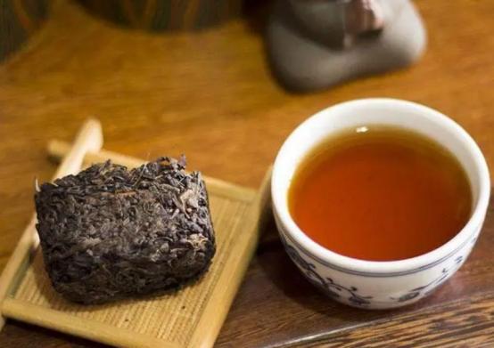 开云体育 kaiyun.com 官网入口未拆封的茶叶放了5年还能喝吗?各类茶叶保质期是多久?建议了解(图6) 开云体育 kaiyun.com 官网入口未拆封的茶叶放了5年还能喝吗?各类茶叶保质期是多久?建议了解(图6)